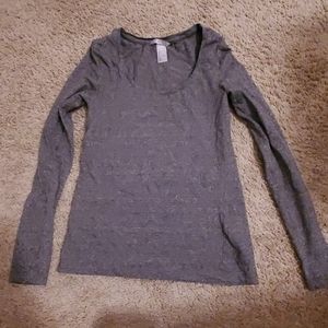 H&M scoop neck long sleeve heathered gray tee
